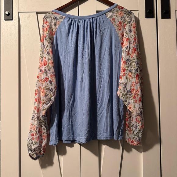 Floral Sleeve Women's Blouse in Blue - Picture 2 of 4